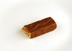 snickers 41 gram = 200 cal