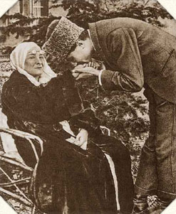 Ulu önder Mustafa Kemal Atatürk'ün annesi Zübeyde Hanım