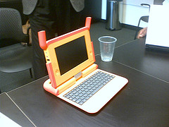 MIT 100 Dolarlık Laptop