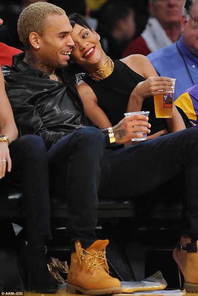 Rihanna ve Chris Brown 